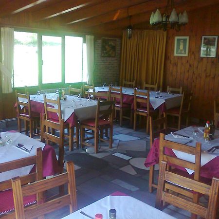 Hostal El Peregrino La Portela de Valcarce ภายนอก รูปภาพ